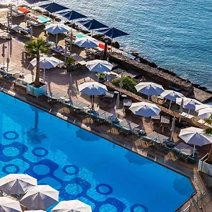 pullman-cannes-mandelieu-royal-casino.fr-provencehotel.com/