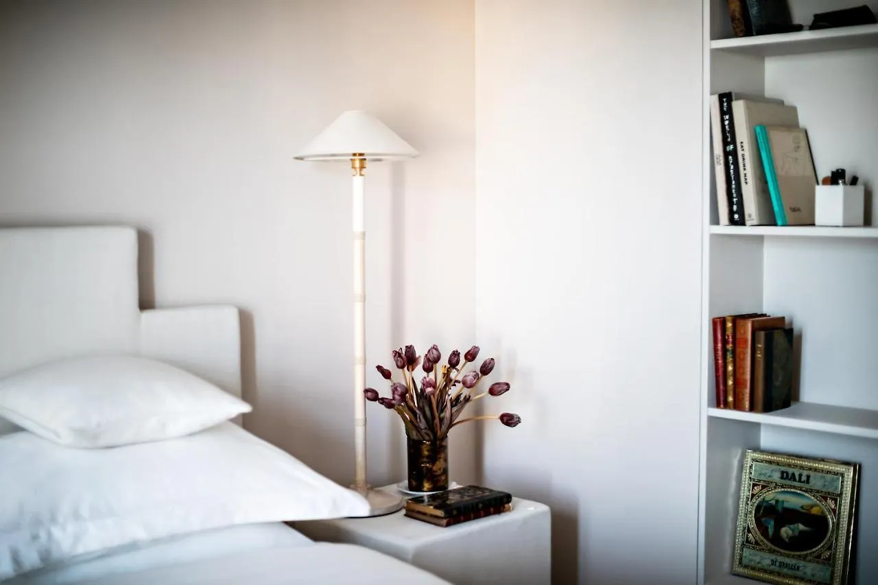 Monsieur George Hotel & Spa - Champs-Elysees Paris
