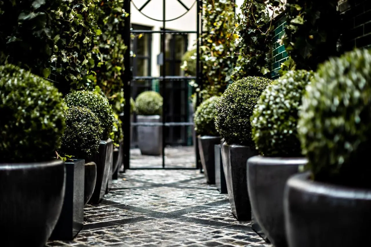 Monsieur George Hotel & Spa - Champs-Elysees Paris 5*,  France