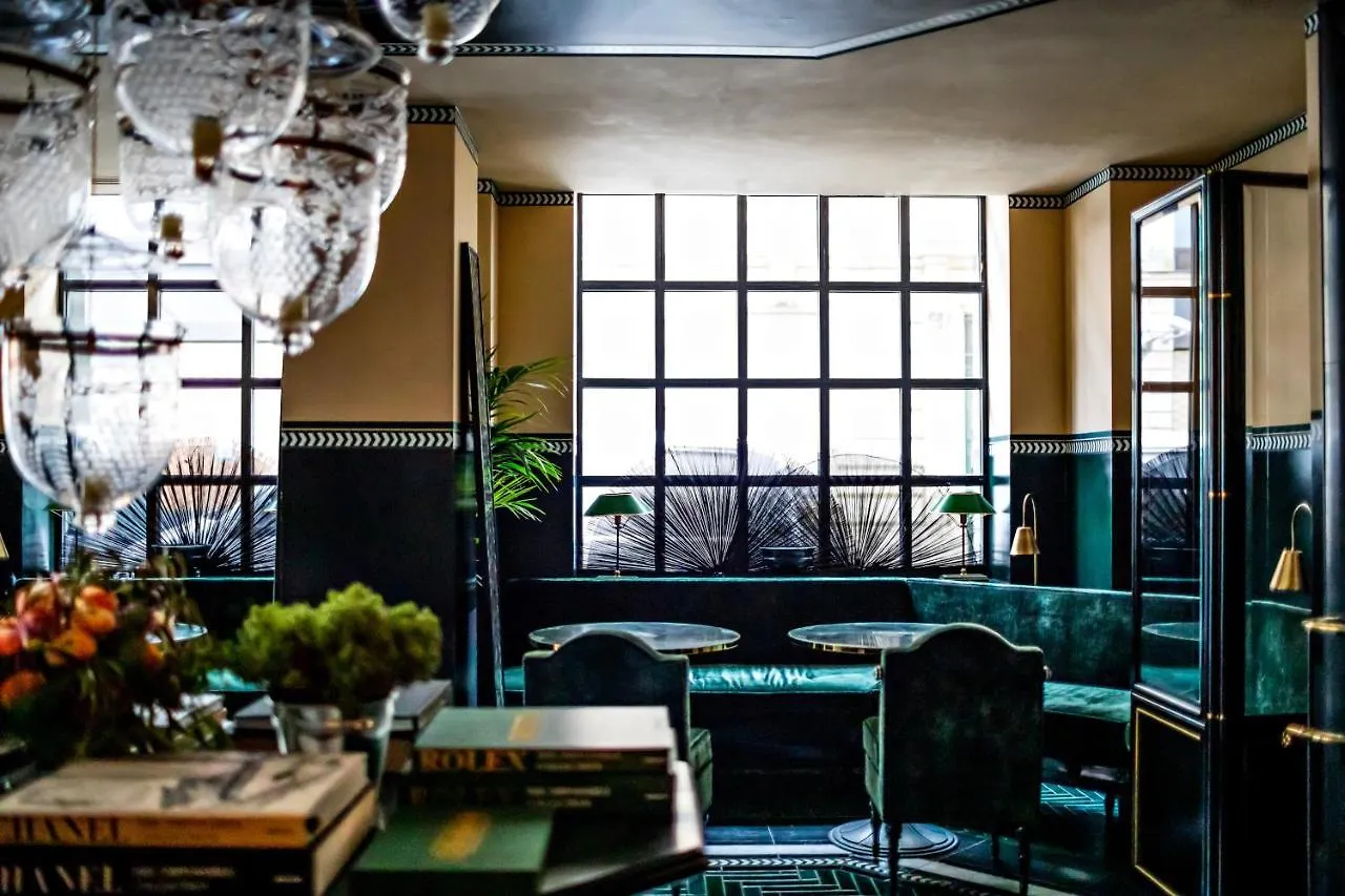 Monsieur George Hotel & Spa - Champs-Elysees Paris 5*,