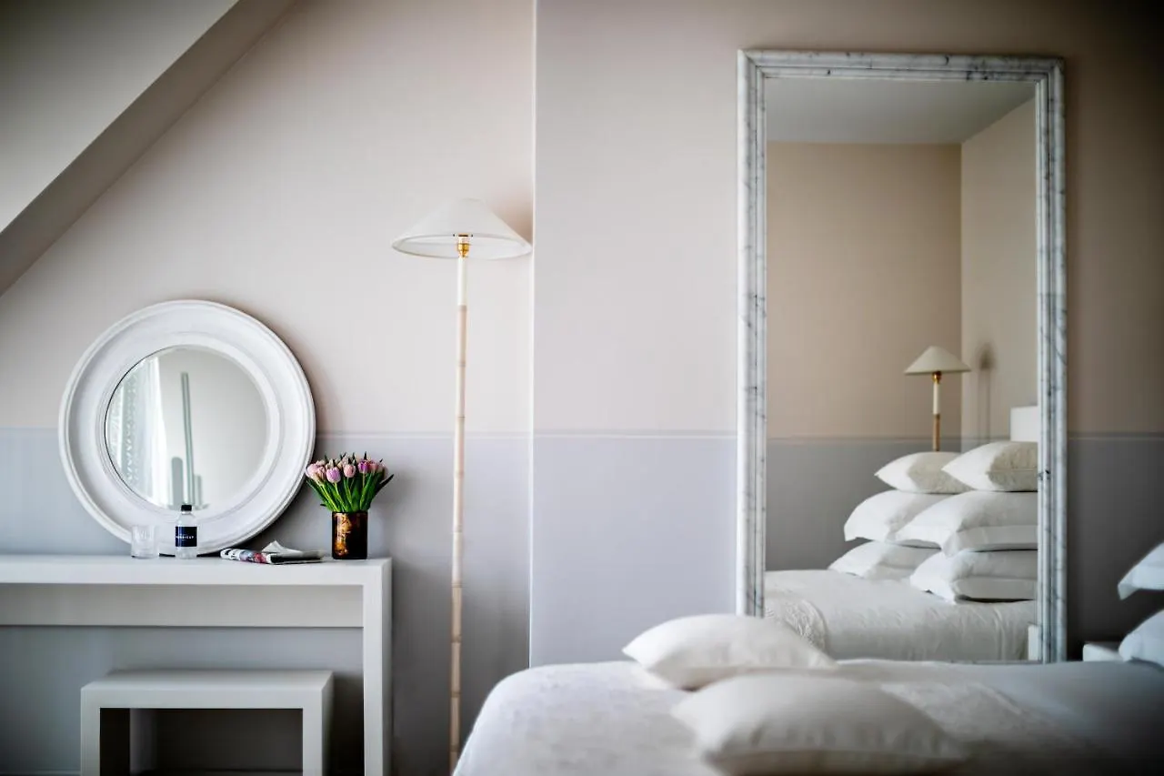 Monsieur George Hotel & Spa - Champs-Elysees Paris